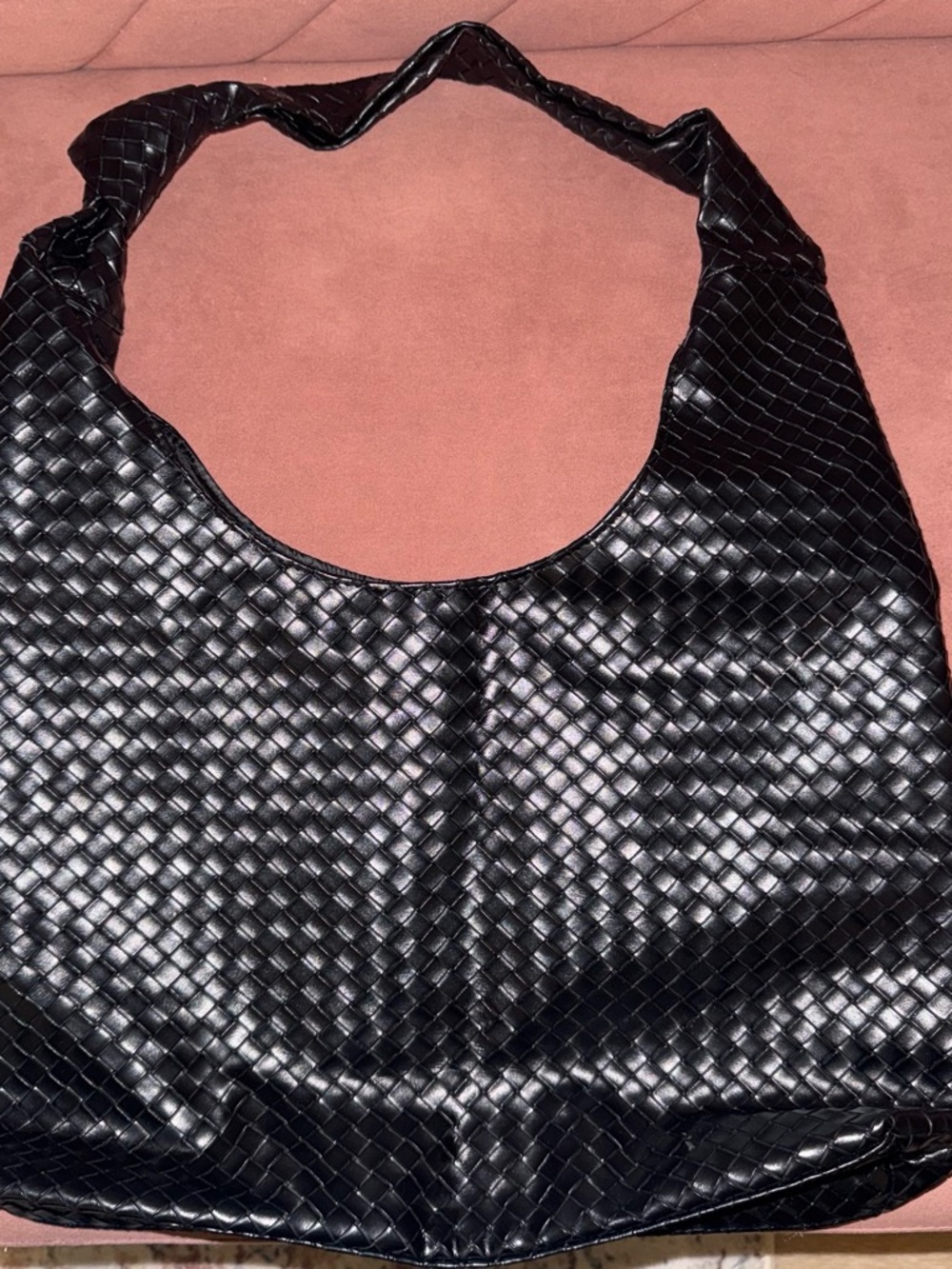 Woven Black Hobo Shoulder Bag - Sleek Everyday Carry